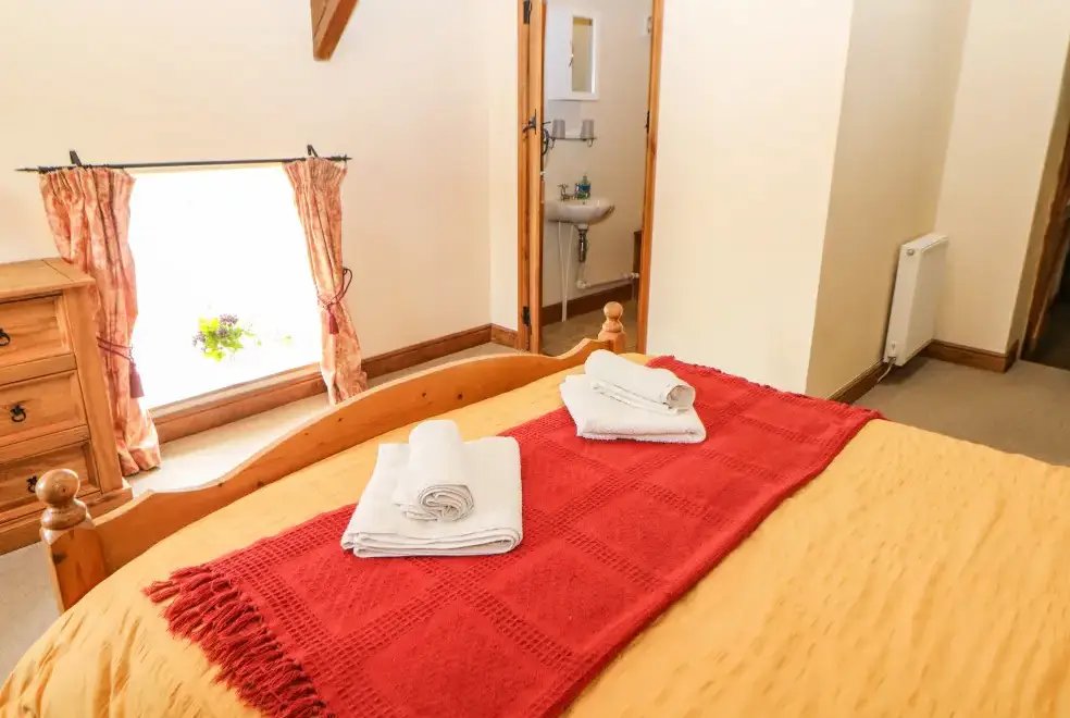 Bedroom at Orchard View Dogs-Welcome Cottage, Peak District National Park