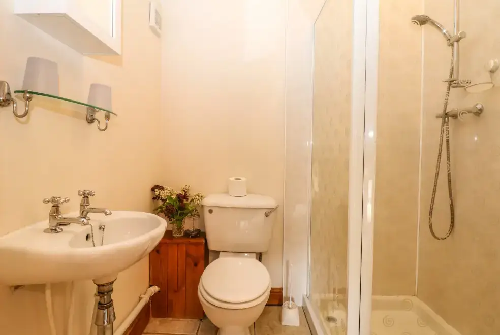 Shower room at Orchard View Dogs-Welcome Cottage, Peak District National Park