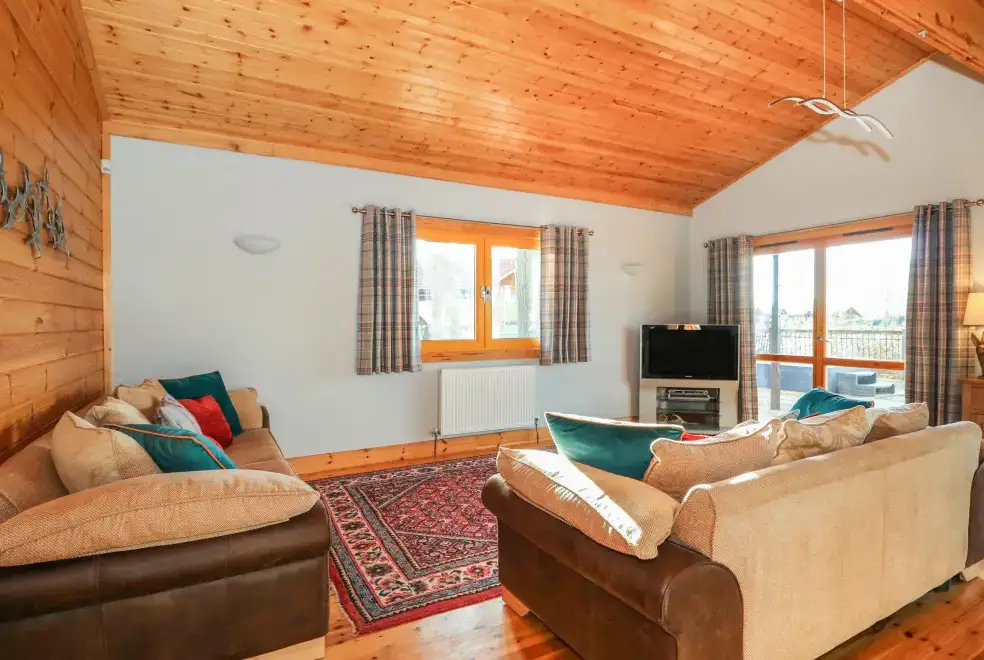 Lounge at Osprey Lodge