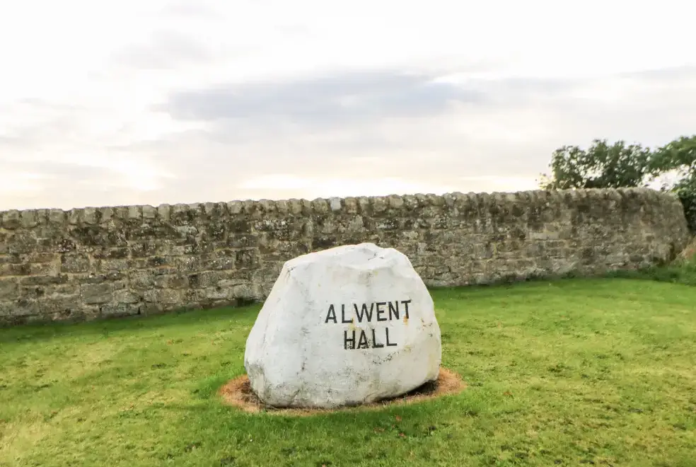 Surrounding area near Otters Holt