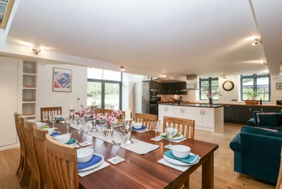 Kitchen/diner at Owl Barn