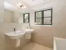 Family bathroom at Owl Barn - thumbnail photo