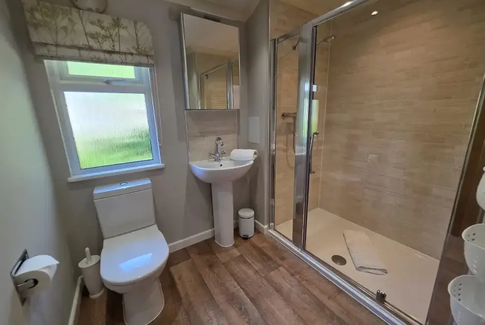 Shower room at Owl Lodge