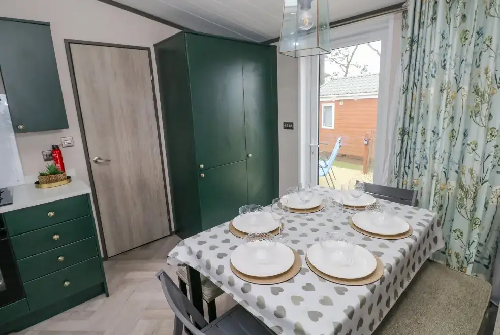 Kitchen/diner at Oyster Lodge