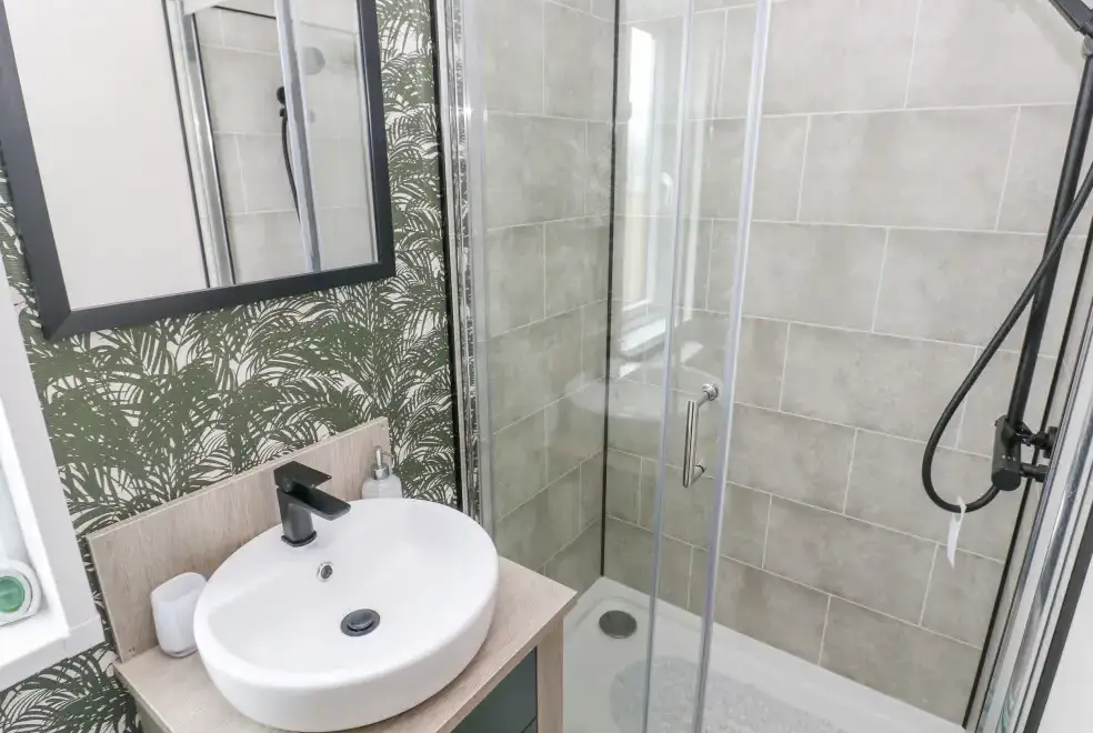 Shower room at Oyster Lodge