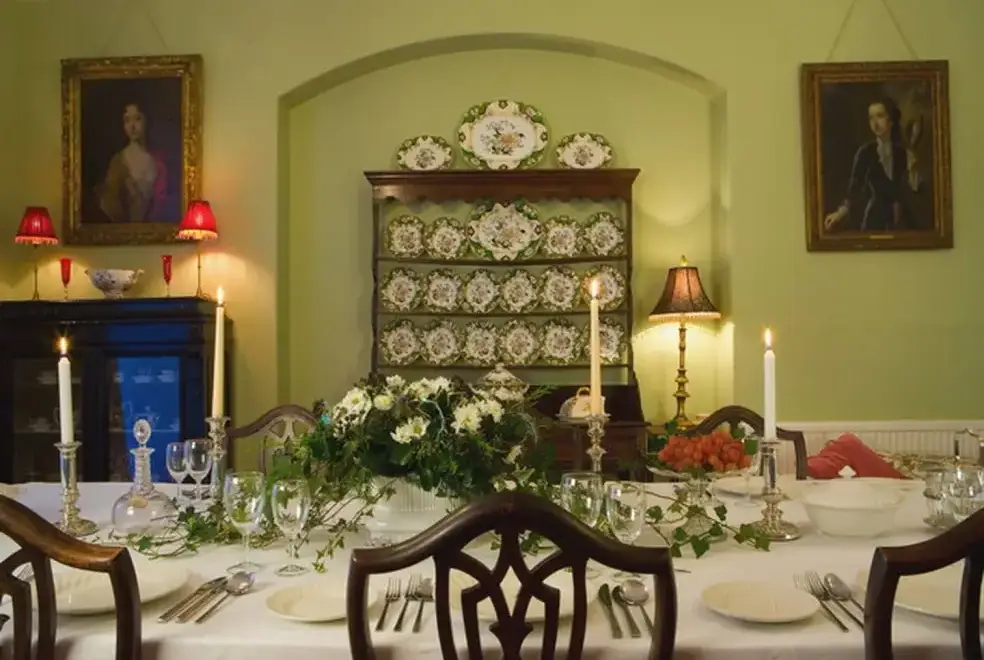 Dining room at Parnacott