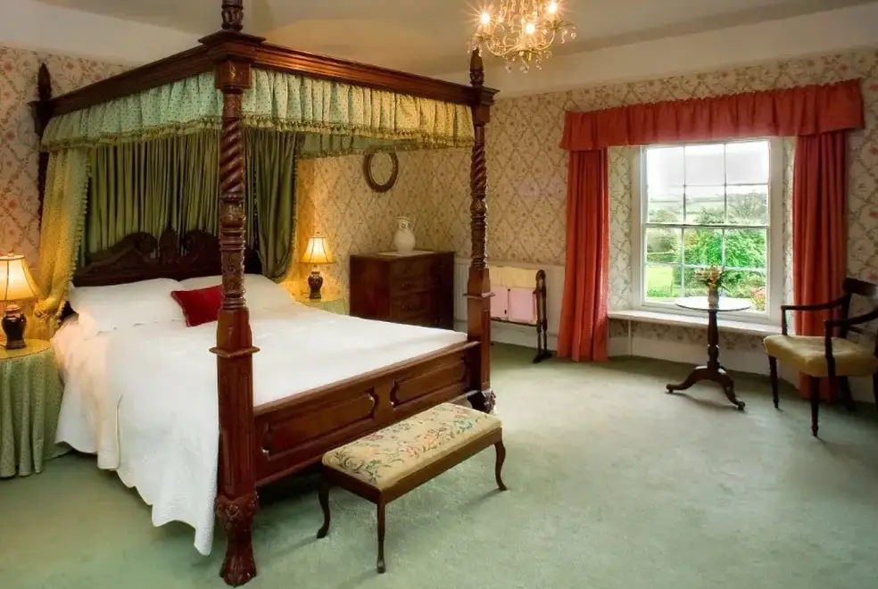 Bedroom at Parnacott