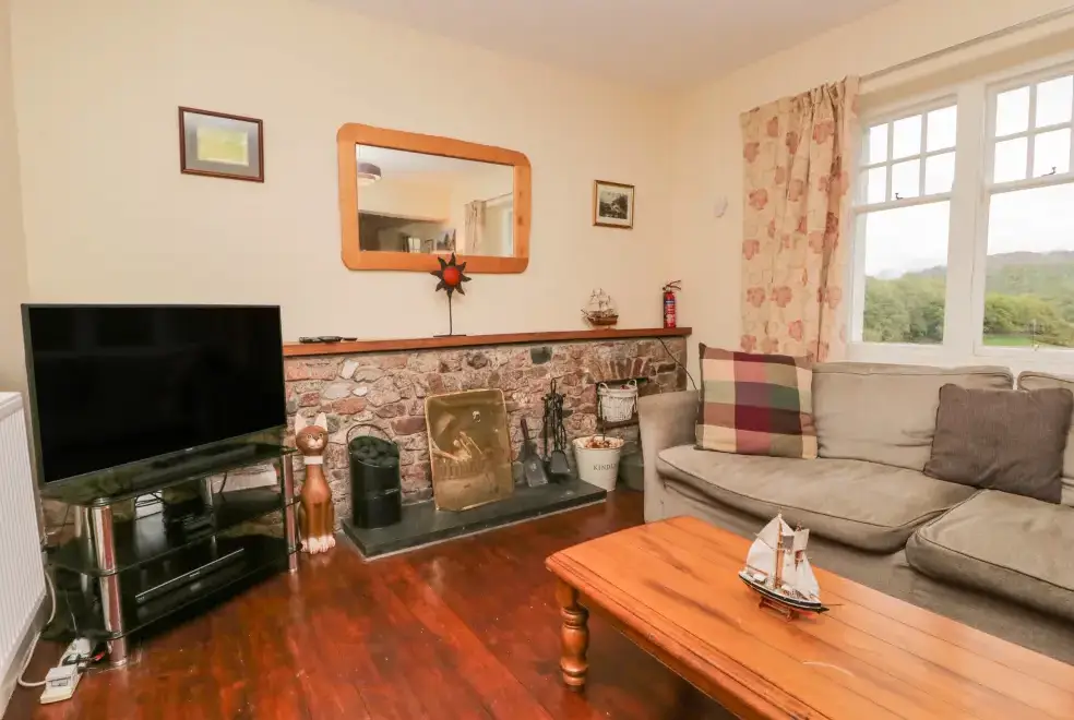 Lounge at Peel Place Noddle