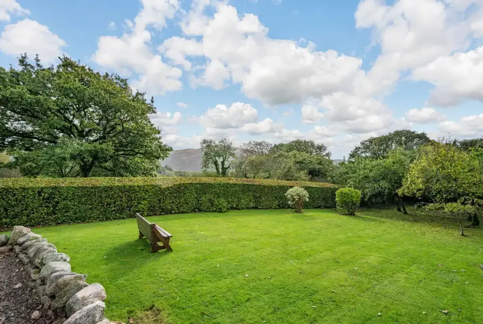 Enclosed garden at Peel Place Noddle