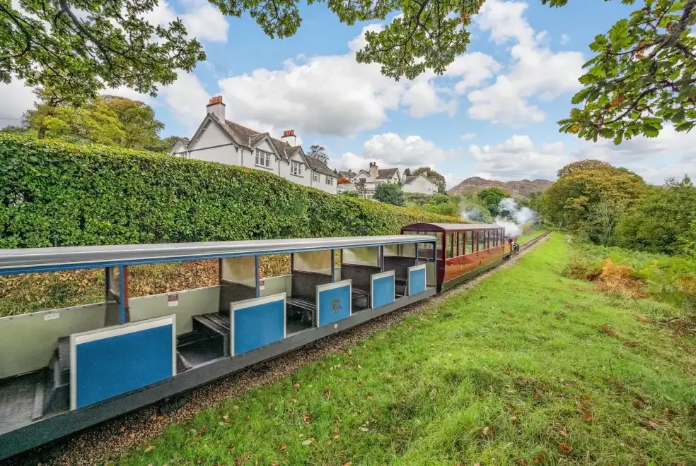 Surrounding area near Peel Place Noddle