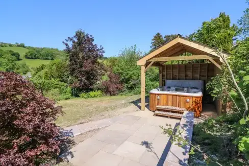 Private Hot Tub at Pen Y Maes, Powys