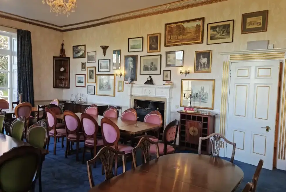 Dining room at Pencraig Court