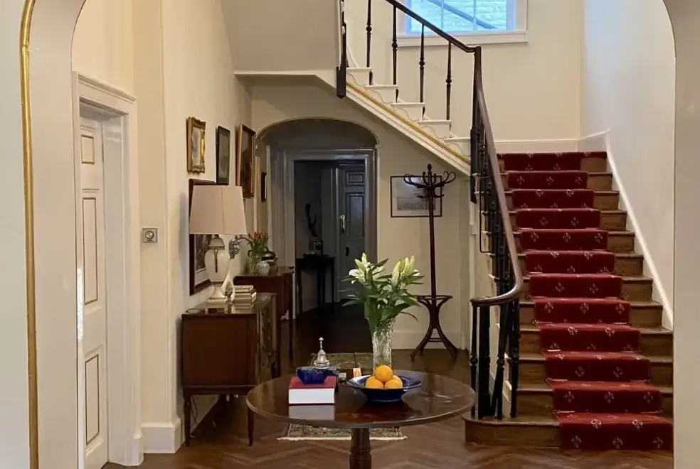 Lounge at Pencraig Court