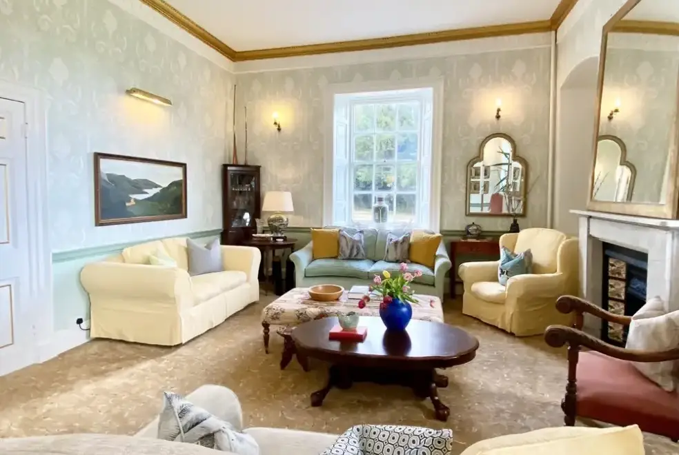 Lounge at Pencraig Court