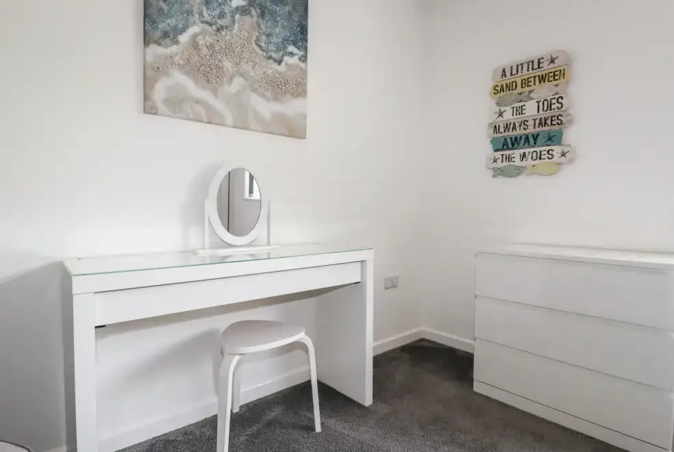 Desk area at Penn-An-Vownder Holiday Bungalow