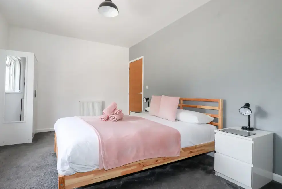 Bedroom at Penn-An-Vownder Holiday Bungalow