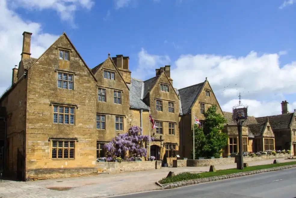Pennylands Hill View Lodge, from the outside