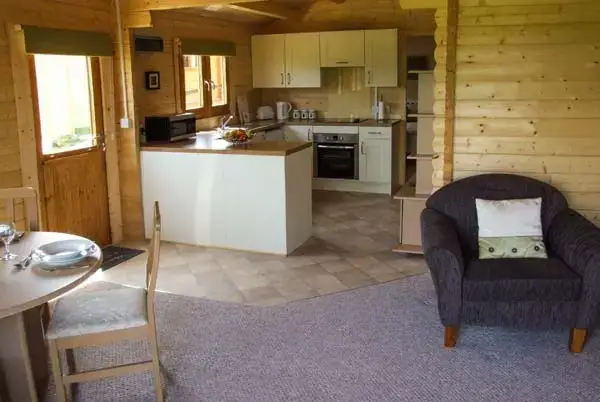 Open plan living area at Pennylands Willow Lodge