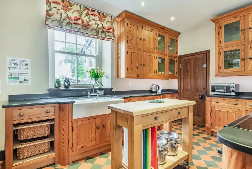 Farmhouse style kitchen at Pensarn Hall Dogs-welcome Cottage, Snowdonia North Wales 