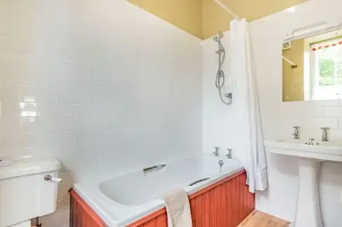 Family bathroom at Pensarn Hall Dogs-welcome Cottage, Snowdonia North Wales , Gwynedd