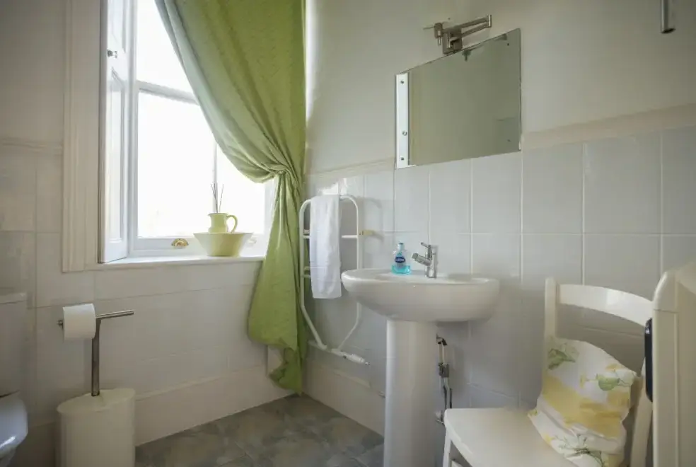 Family bathroom at Penty Parc