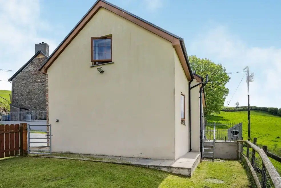 Penybanc Farm Barn, from the outside