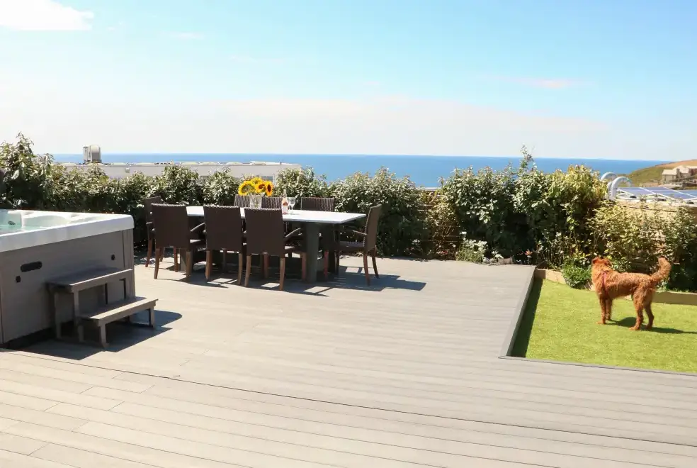 Decked area at Pepperpots