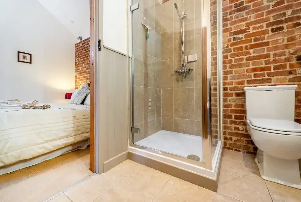 Ensuite bathroom at Pheasant