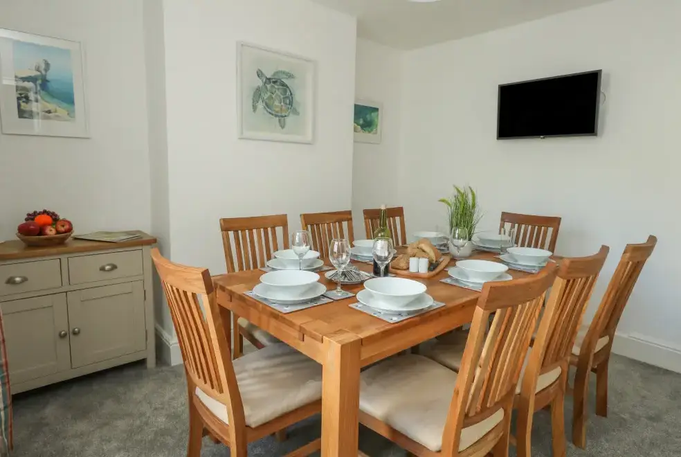 Dining room at Picardy Cottage
