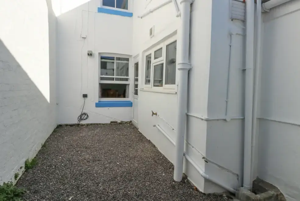Enclosed garden at Picardy Cottage