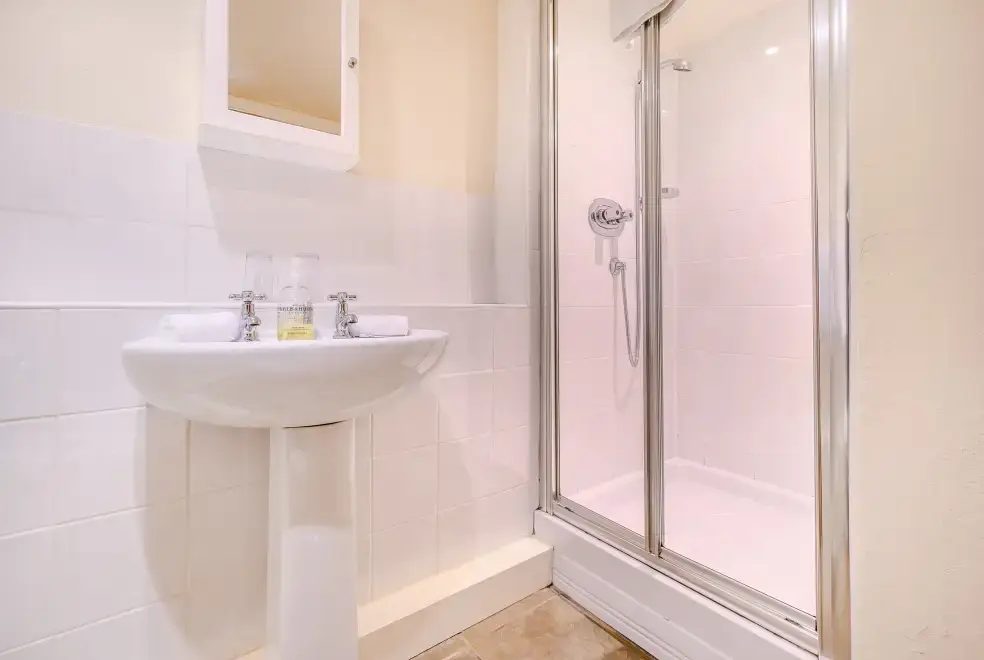 Shower room at Pickle Barn