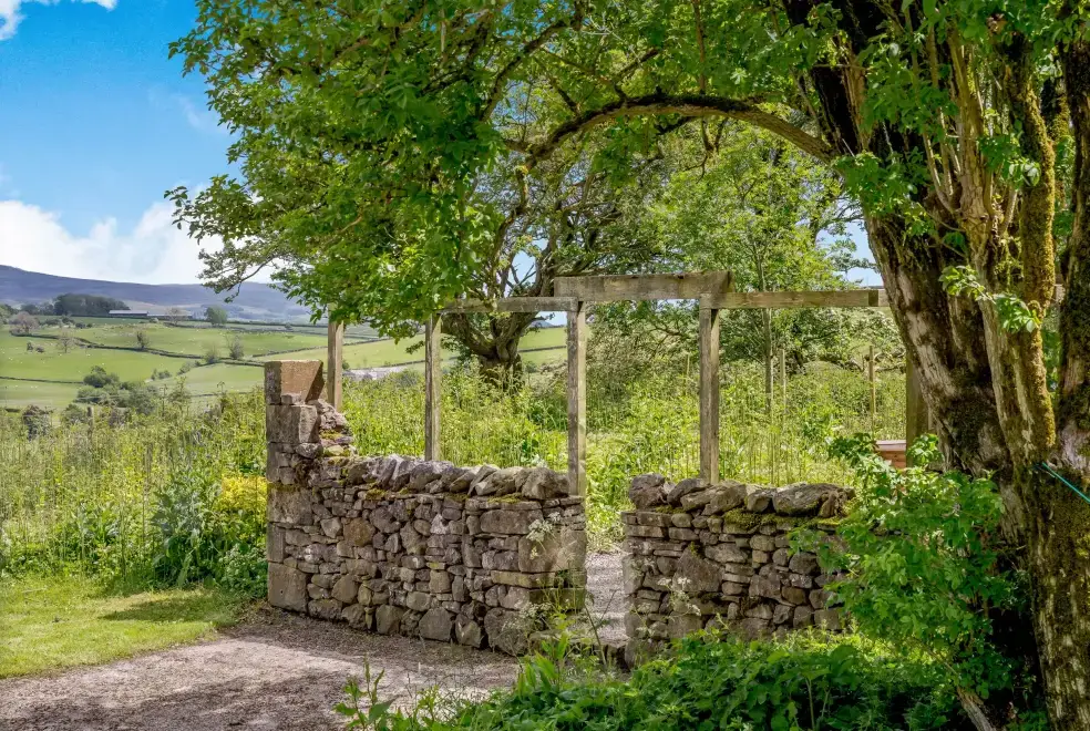 Countryside views at Pickle Barn
