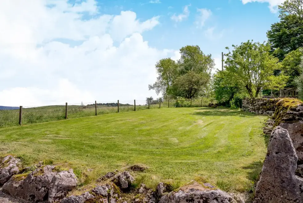 Countryside views at Pickle Barn