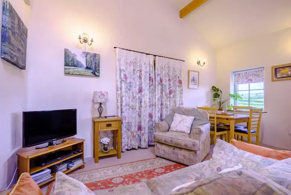 Lounge at Pickle Country Cottage