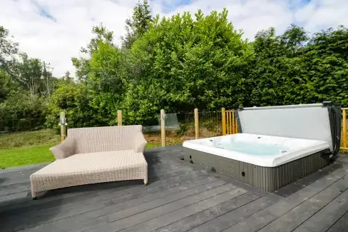 Private Hot Tub at Pinehurst Lodge, Cornwall