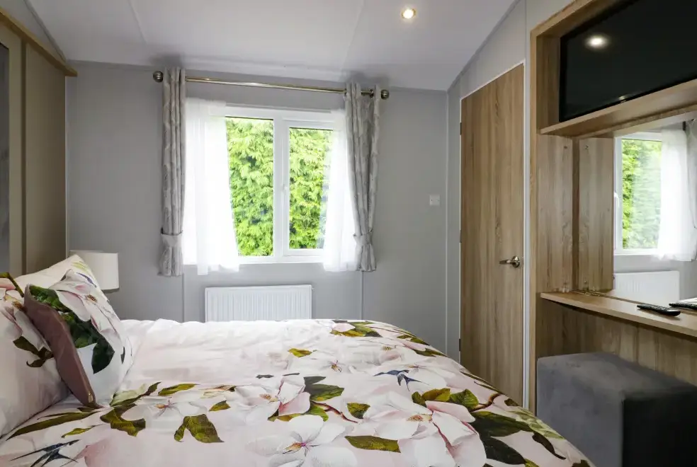 Bedroom at Pinehurst Lodge