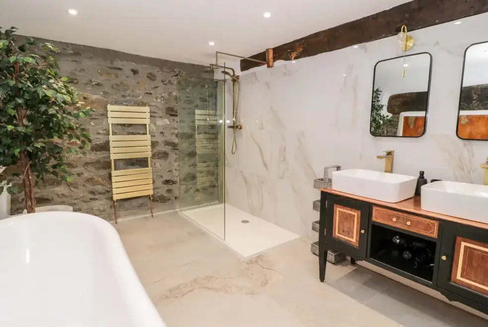  at Plas Glan Yr Afon