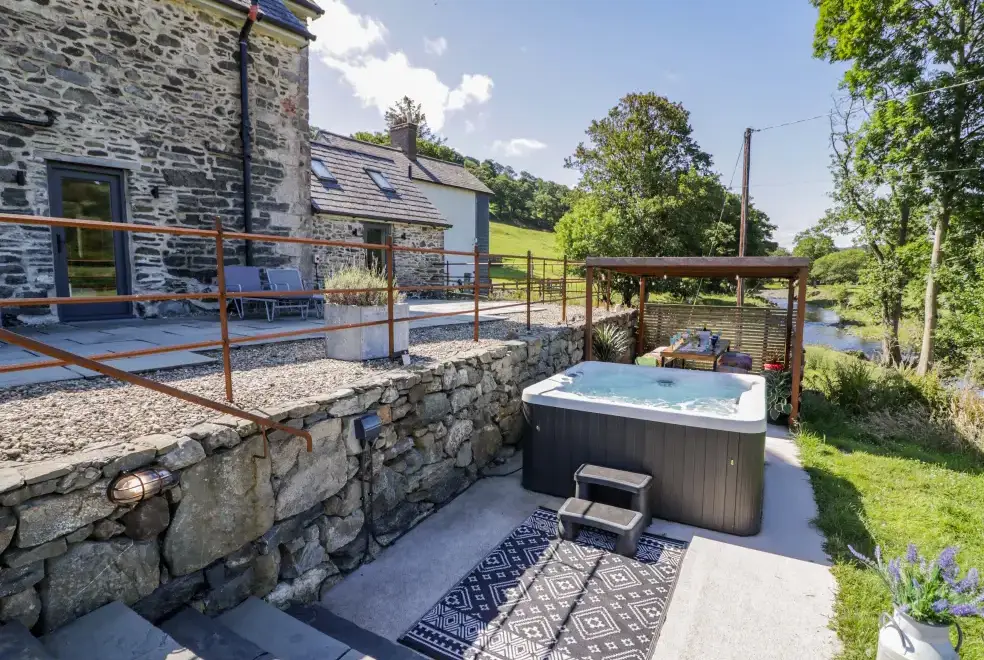  at Plas Glan Yr Afon