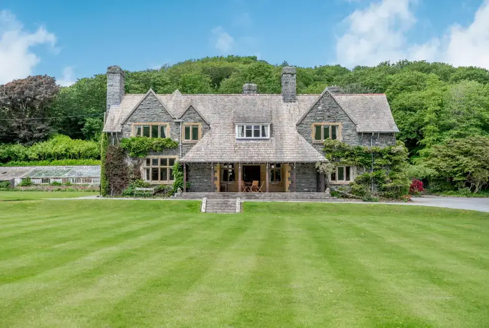 Plas Gwynfryn, from the outside