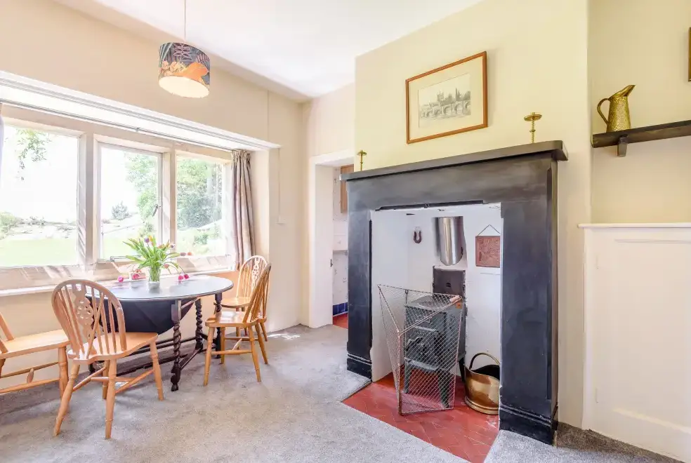 Dining room at Plas Gwynfryn