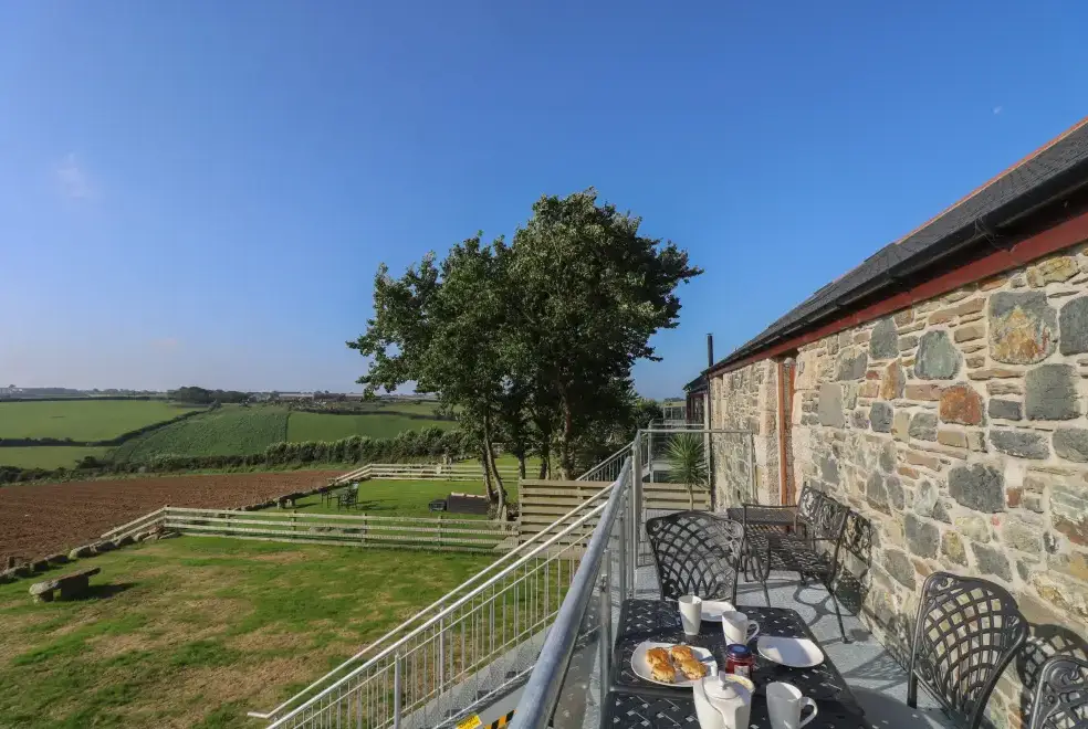 Balcony at Pol Glas Hall