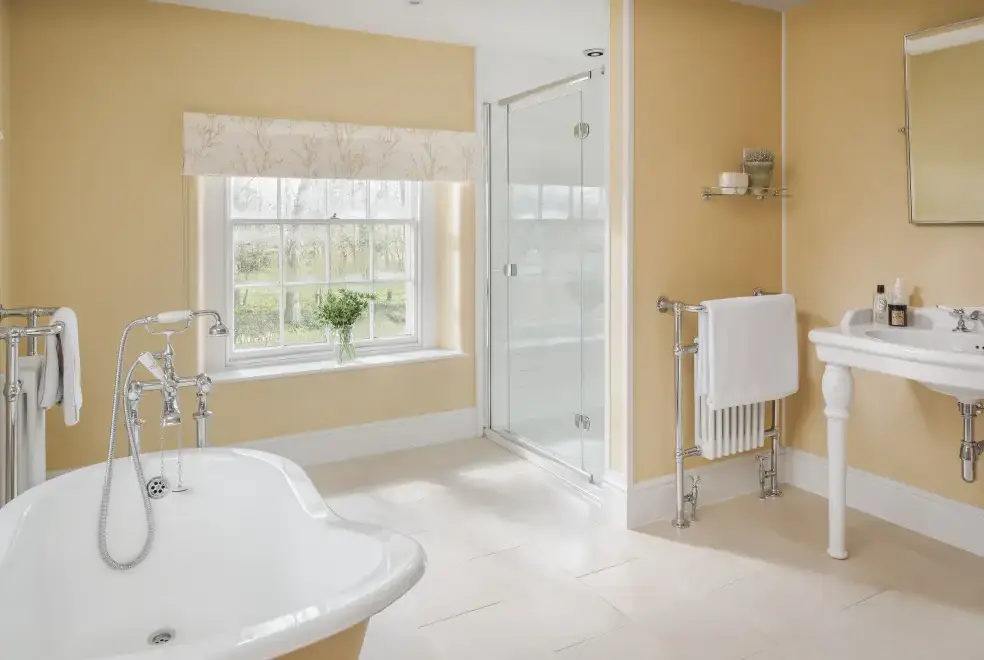 Family bathroom at Portman House