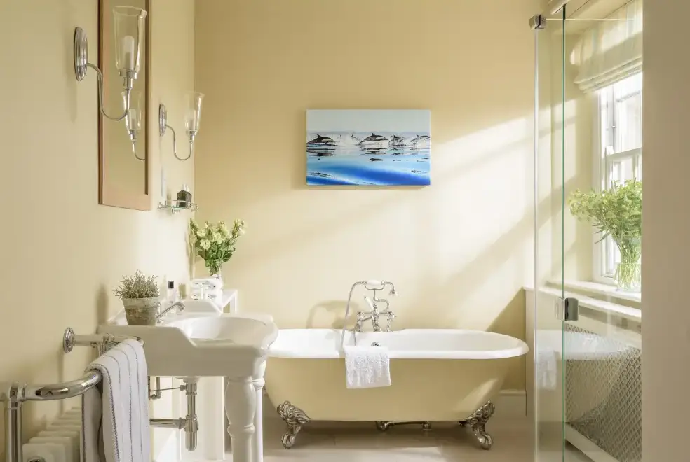 Family bathroom at Portman House