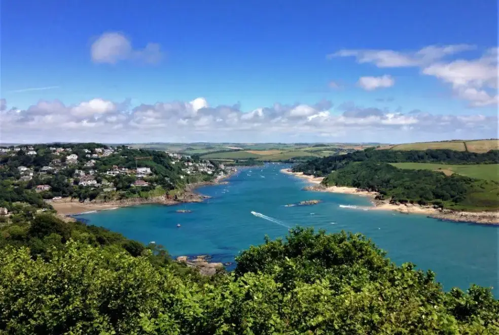 Sev view at Rafters, 2 bedrooms, sleeps 4, level enclosed garden, dog friendly