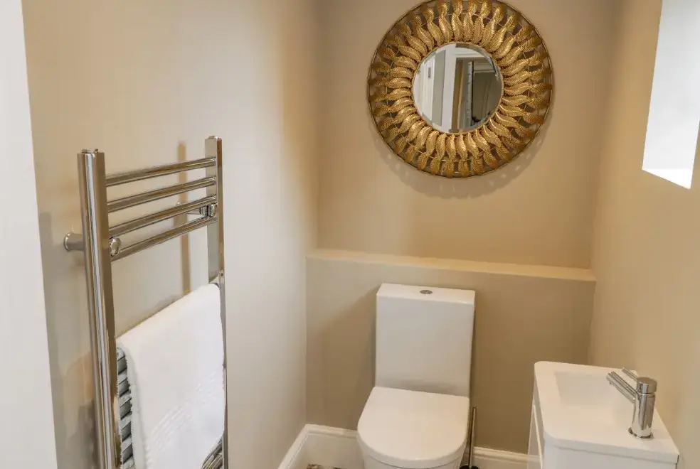 Loo at Railway House