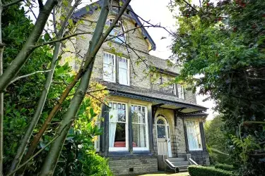 Ravensprings, Brighouse, West Yorkshire