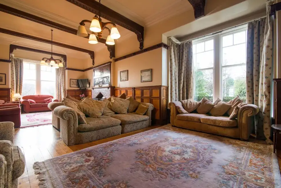 Lounge at Ravensprings