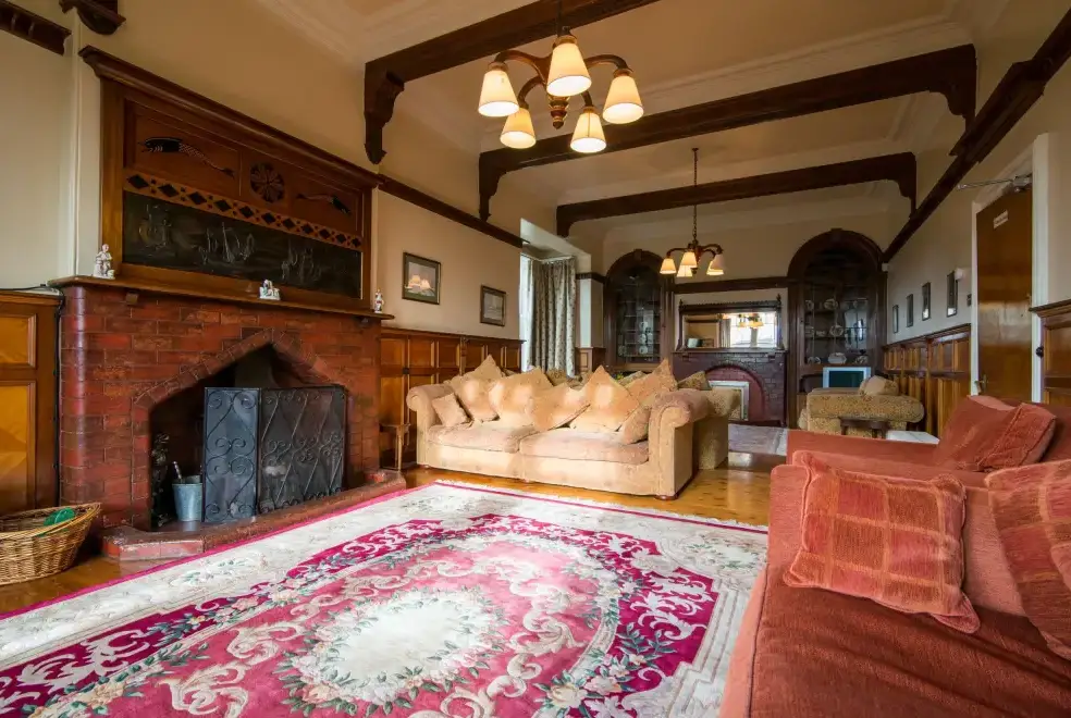 Lounge at Ravensprings