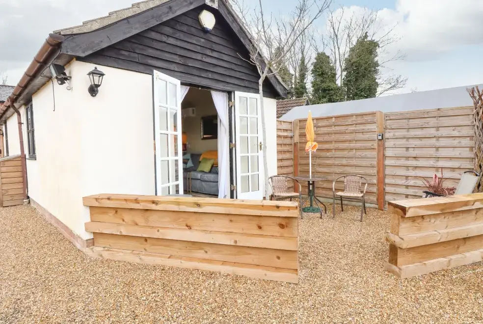 Red Brick Retreat, from the outside