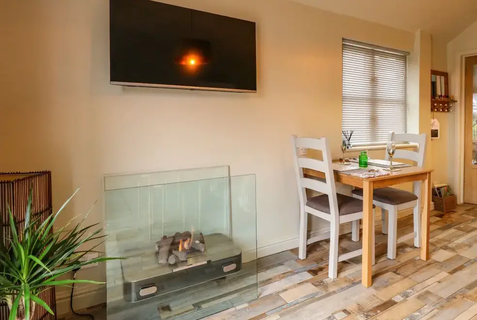 Lounge at Red Brick Retreat